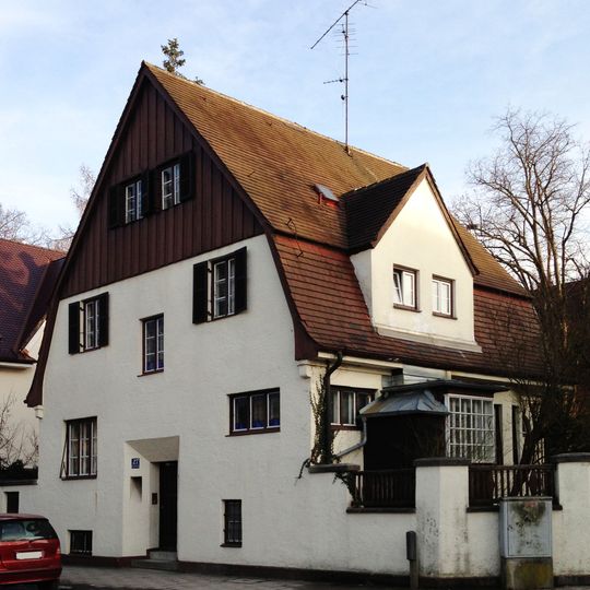 Peter-Vischer-Straße 27