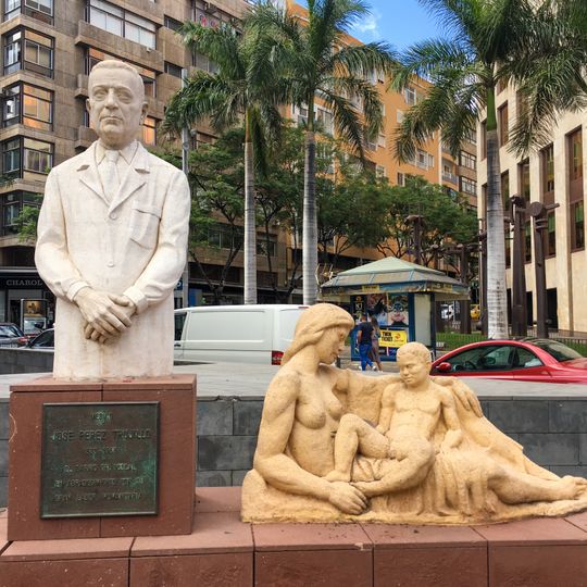 Sculpture of Doctor Jose Perez Trujillo
