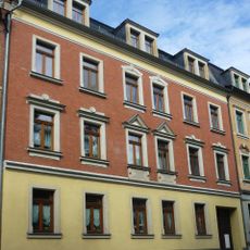 Mietshaus in geschlossener Bebauung Pulsnitzer Straße 15