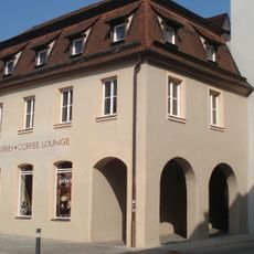 Friedrich-Ebert-Straße 10