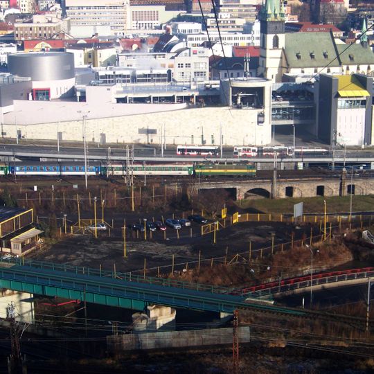 Most severní koleje trati Ústí nad Labem-Střekov - Ústí nad Labem západ přes Bílinu a Střeleckou ulici
