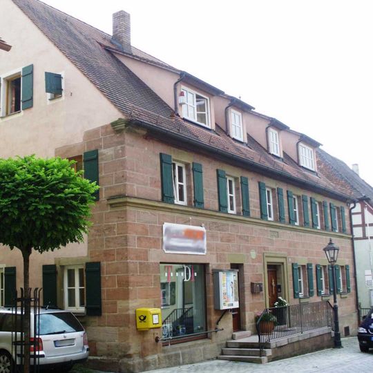 Hauptstraße 13