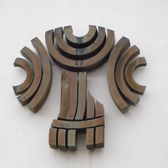 Relief at building no. 13, Hospital Na Bulovce