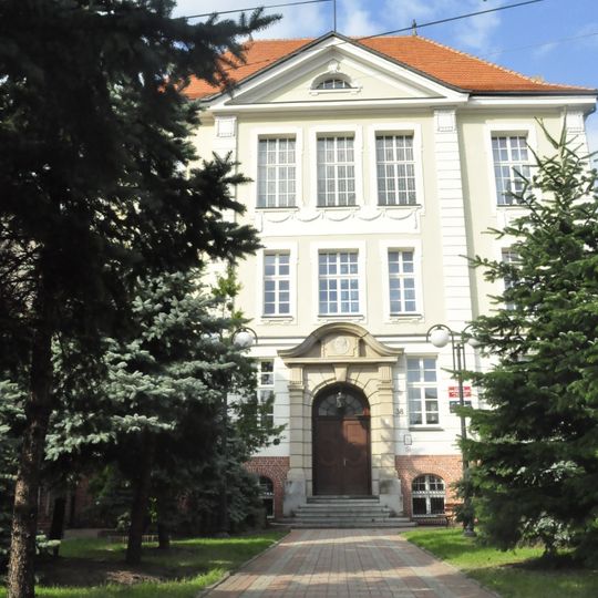 Budynek liceum ogólnokształcącego w Pleszewie
