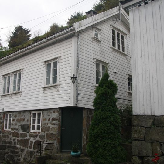 OSPEN - STRANDGATEN 33