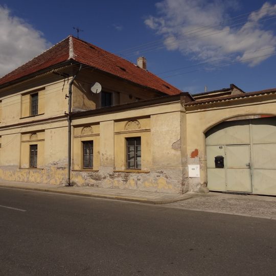 Masarykovo náměstí 43