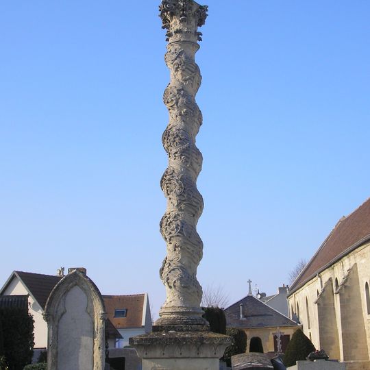 Croix du cimetière d'Authie