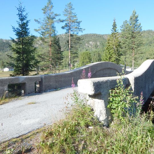 Løka Old Bridge