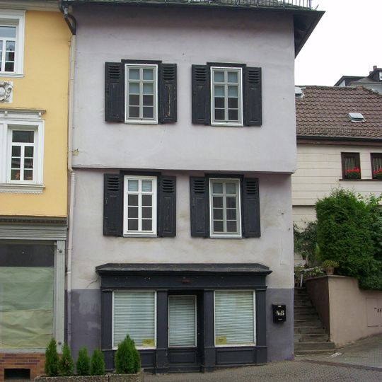 Dreigeschossiger Fachwerkbau