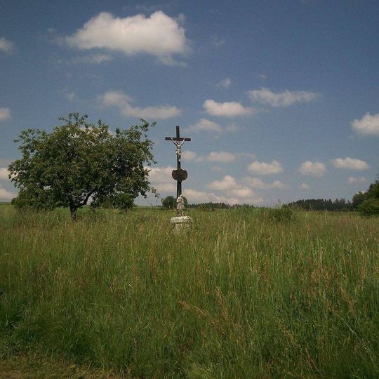 Kříž u Nové Cerekve v poli