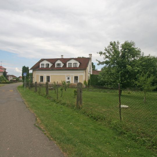 Zemědělský dvůr čp. 24