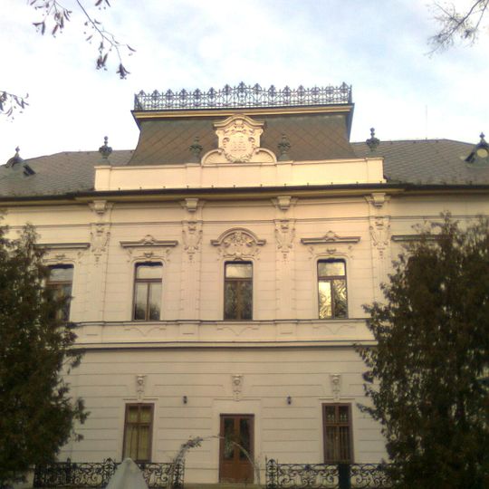 Manor in Pribeník