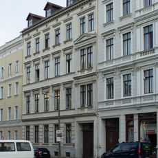 Wohnhaus in geschlossener Bebauung Wilhelmsplatz 9