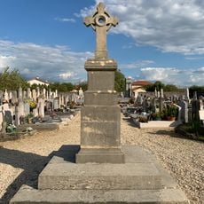 Cemetery cross of Villieu
