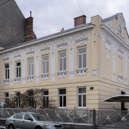 Miethaus Haeckelstraße 3