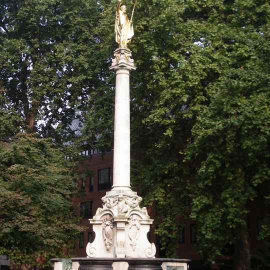 St Paul's Cross