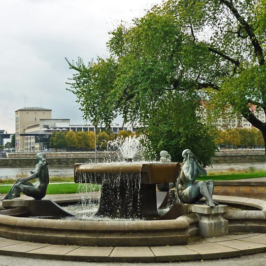 Drei-Grazien-Brunnen