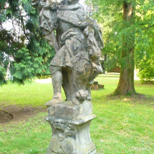 Socha svatého Václava v zámeckém parku v Radimi