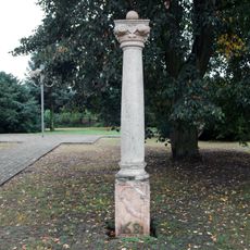 Torzo morového sloupu v Lomnici