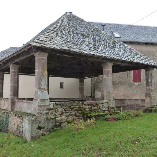 Halle-oratoire de Naves