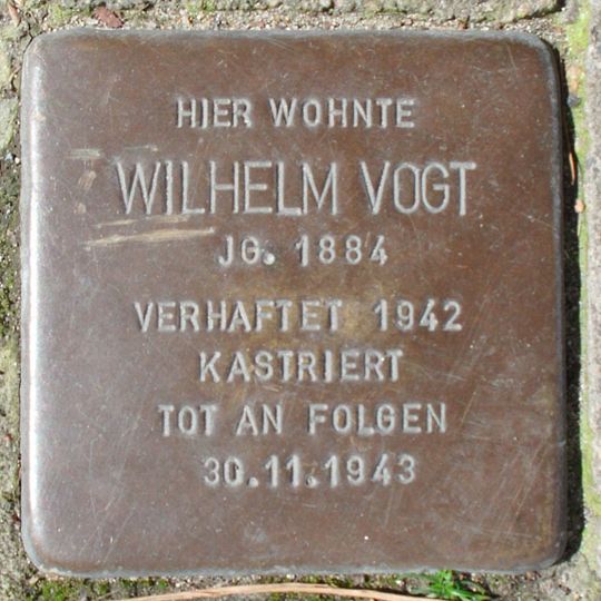 Stolperstein en memoria de Wilhelm Vogt