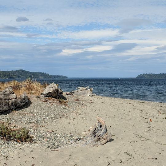 Anderson Point Park Beach