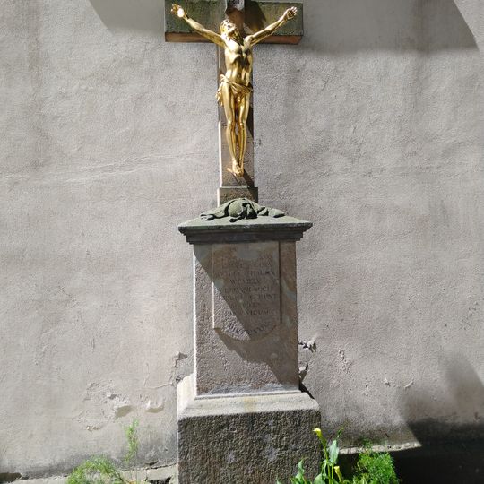 Kříž u kostela svatého Havla v Rychnově nad Kněžnou