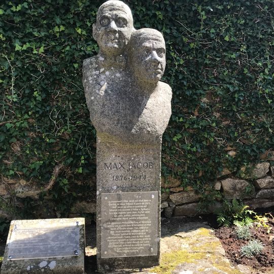 Estátua, obra de arte