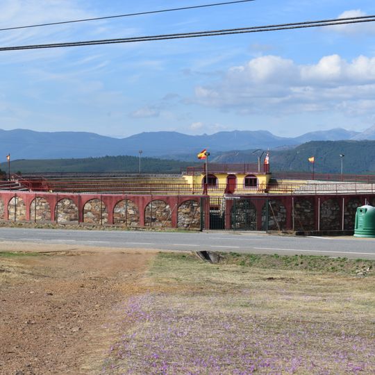 Plaza de toros de San Miguel de Valero