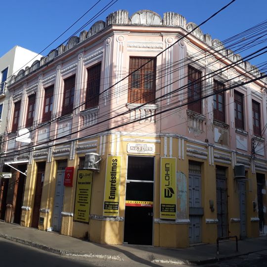 Edifício Paulo Costa à Rua General Câmara