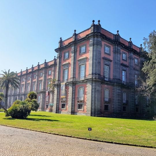 Porta Piccola Bosco e Museo di Capodimonte