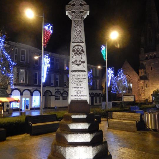Helensburgh, Colquhoun Square, Celtic Cross