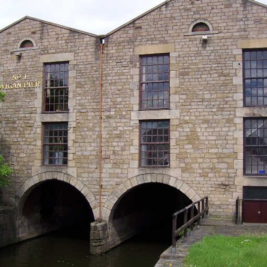 Bridge Warehouse At East End Of Leeds-Liverpool Canal Basin