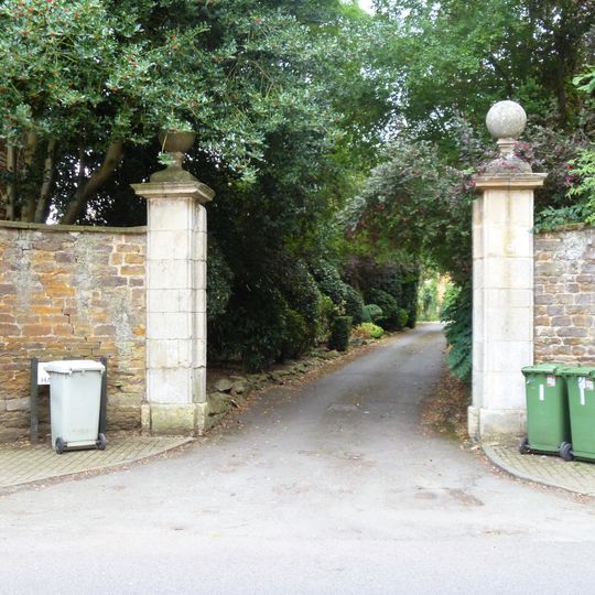 Walls And Gate Piers To Number 56