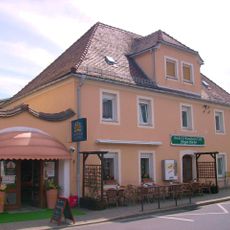 Wohnhaus in halboffener Bebauung und Ecklage Am Marktplatz 20