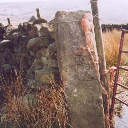 Milestone, Middleton Moor at SE122525