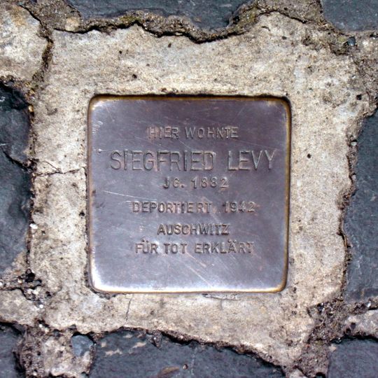 Stolperstein en memoria de Siegfried Levy