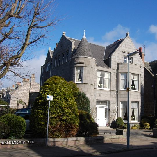 98 Hamilton Place, Aberdeen