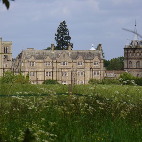 Horsley Towers