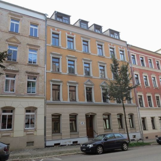 Mietshaus in geschlossener Bebauung Kanzlerstraße 55