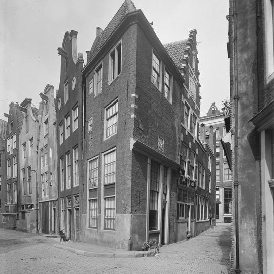Voormalig achterhuis van Warmoesstraat 93