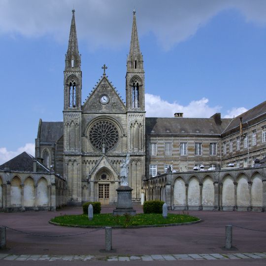 Abbaye Sainte-Marie de Tinchebray-Bocage