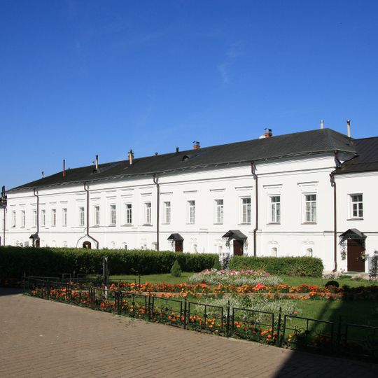 Кельи настоятельские, наместнические, казначейские и братские