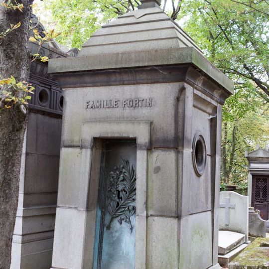 Grave of Fortin
