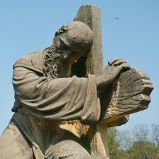 Socha poutníka na náhrobku rodiny Ehmigovy