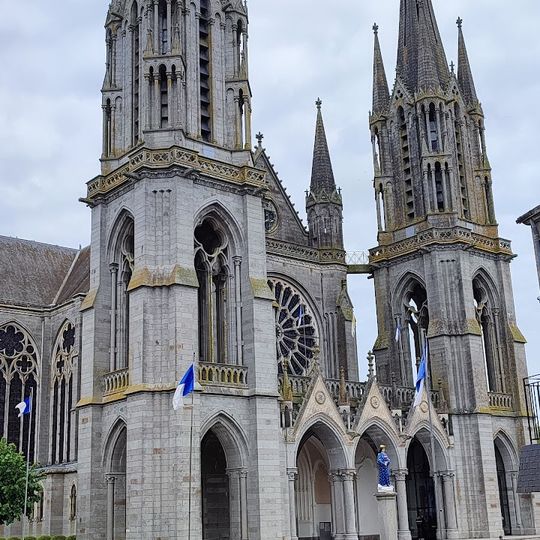 Basilique Notre-Dame de Pontmain