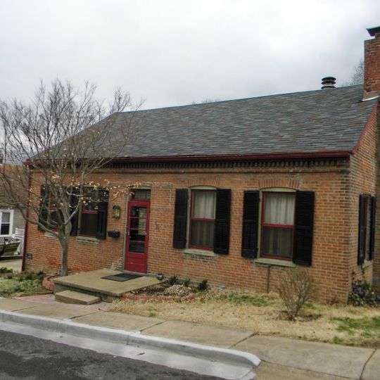 John H. Broeker House