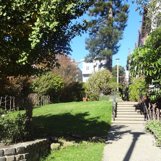 Bush Street–Cottage Row Historic District