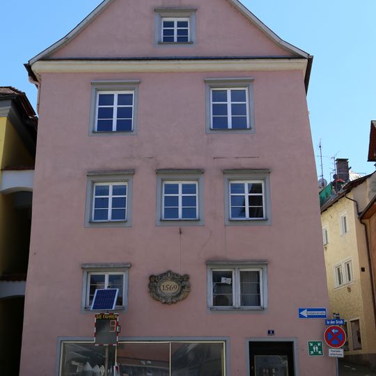 Wohn- und Geschäftshaus