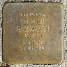 Stolperstein en memoria de Leopold Bacharach